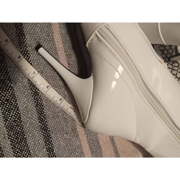 Pleaser Women’s Seduce 3000 white patent thigh high boots - Picture 4 of 9